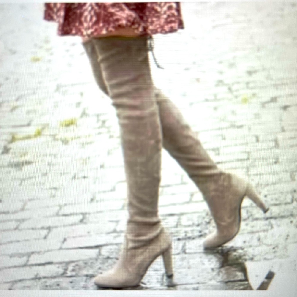 Stuart Weitzman 7.5 Praline Grey Stretch Over-the-Knee Highland Boots